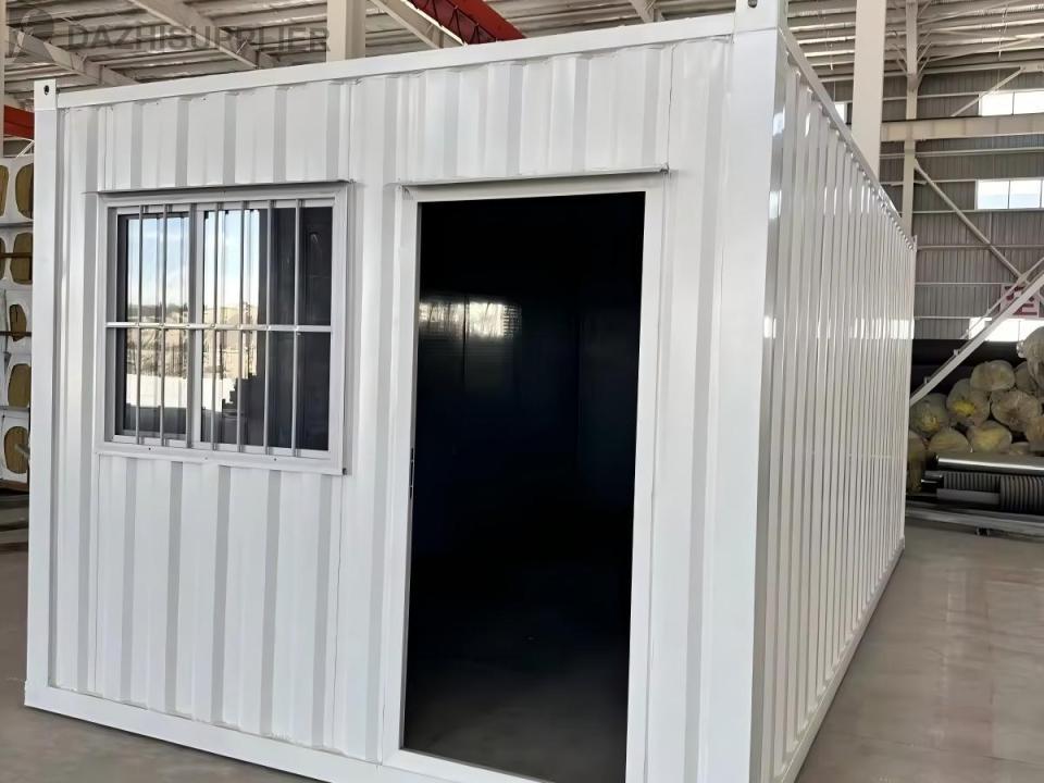 Factory Cheap Price 20ft Workshop Prefab Detachable Container House for Refugees Camping Mobile House